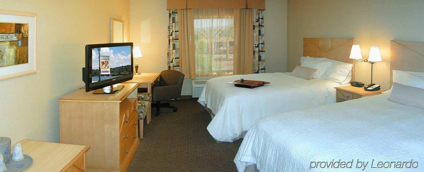 Hampton Inn & Suites Highland San Bernardino Eksteriør billede