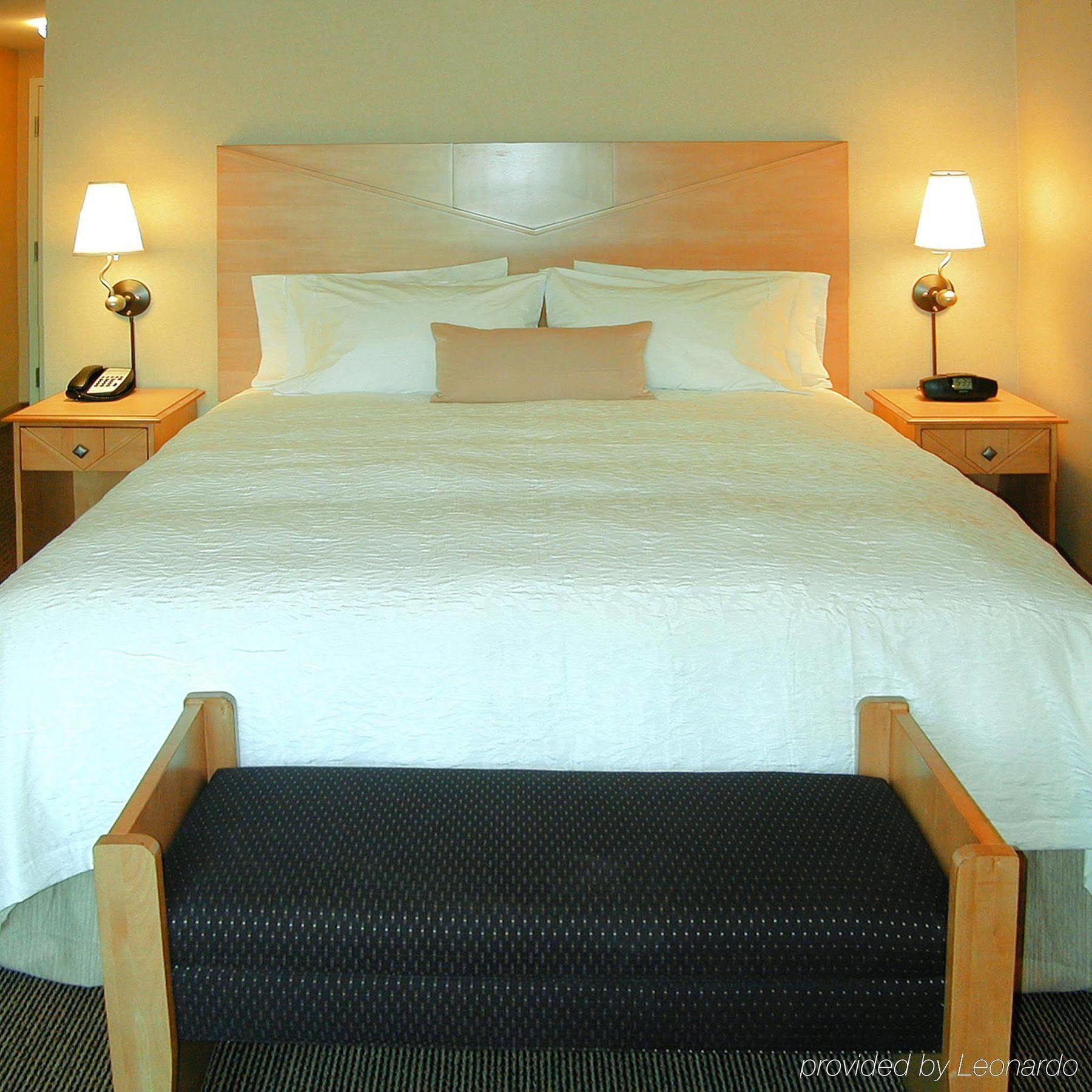 Hampton Inn & Suites Highland San Bernardino Værelse billede